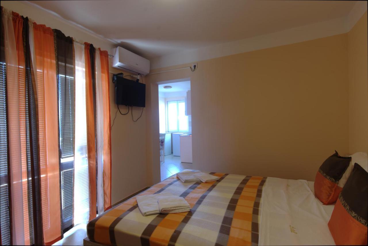 Apartments Astel バール エクステリア 写真